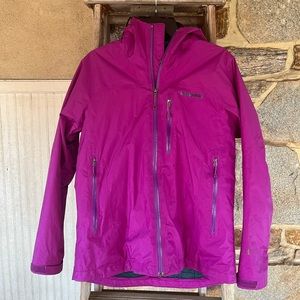 Patagonia insulated Torrentshell Rain Jacket. Medium.